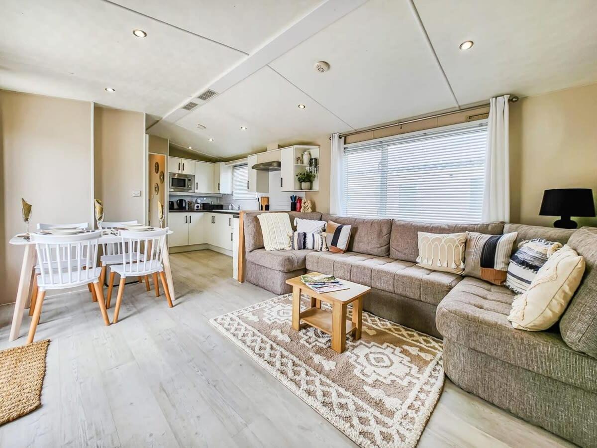Escape To Paradise At Pevensey Bay Holiday Park 13 Woodland Walk Villa Ngoại thất bức ảnh