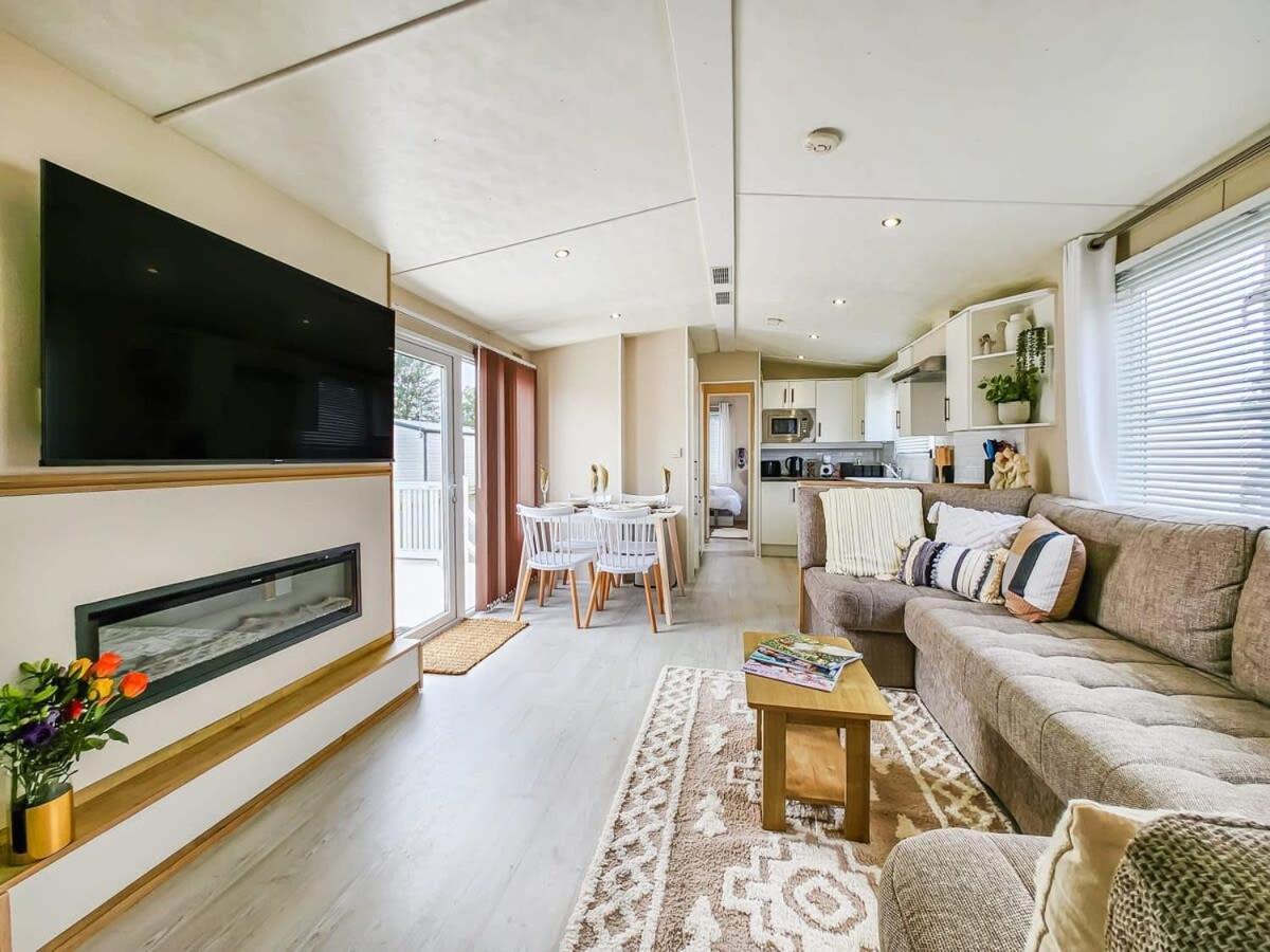 Escape To Paradise At Pevensey Bay Holiday Park 13 Woodland Walk Villa Ngoại thất bức ảnh